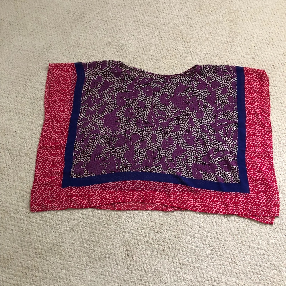Foley Top - Picture 3 of 6